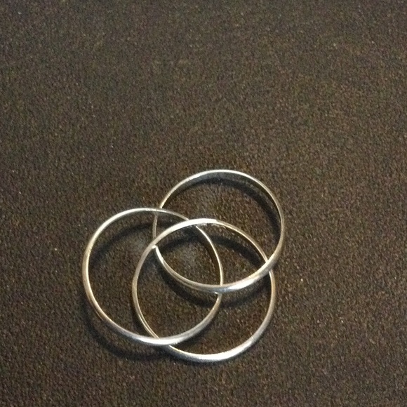 925 Triple Loop Silver rings - Picture 2 of 4